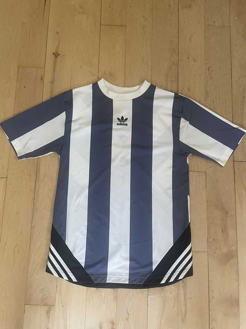 Adidas × Streetwear × Vintage Adidas Shirt - image 1