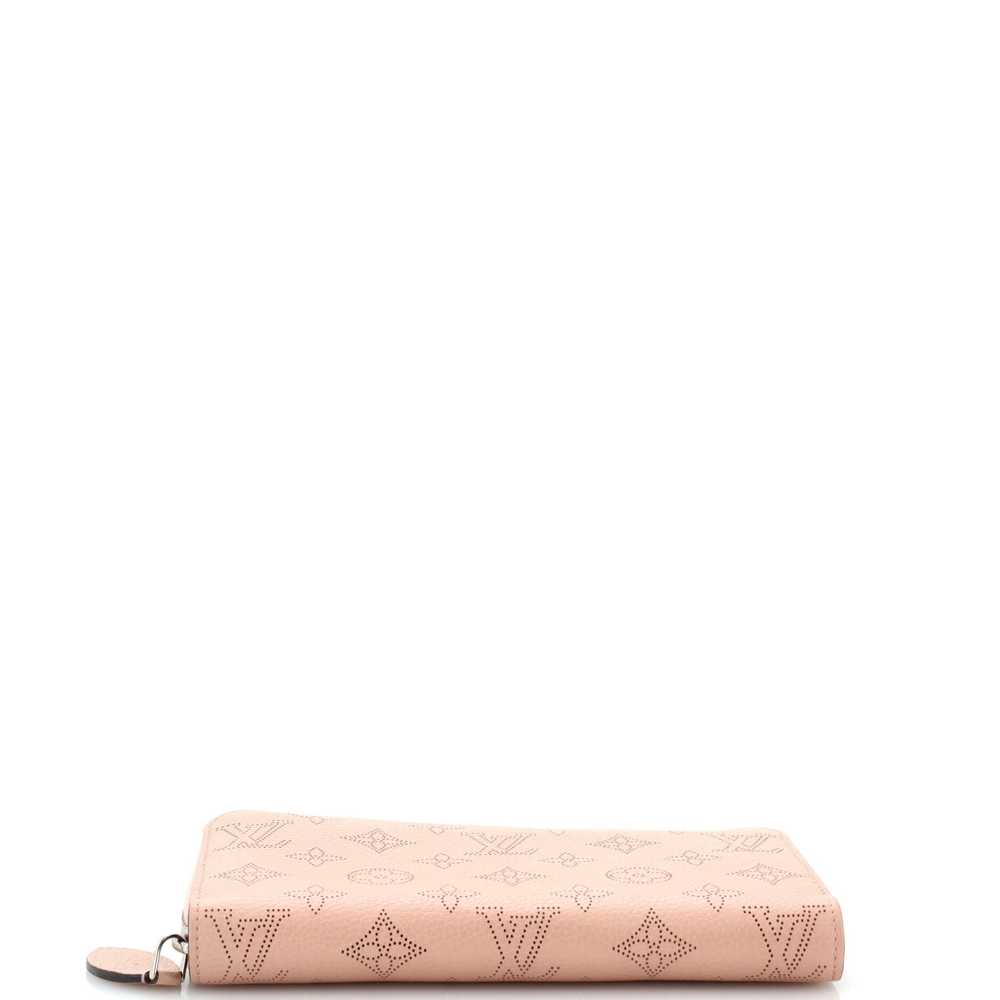 Louis Vuitton Zippy Wallet Mahina Leather - image 4