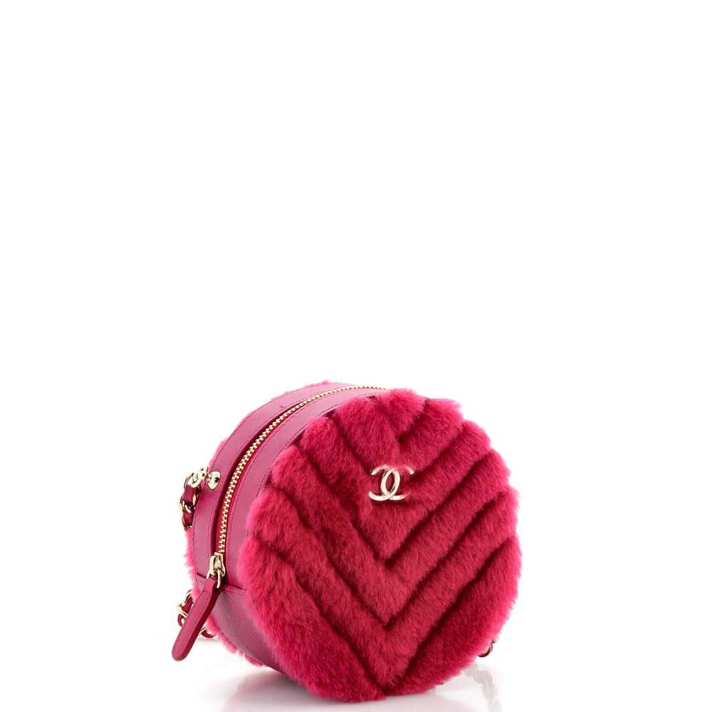 CHANEL Round Clutch with Chain Chevron Shearling … - image 3