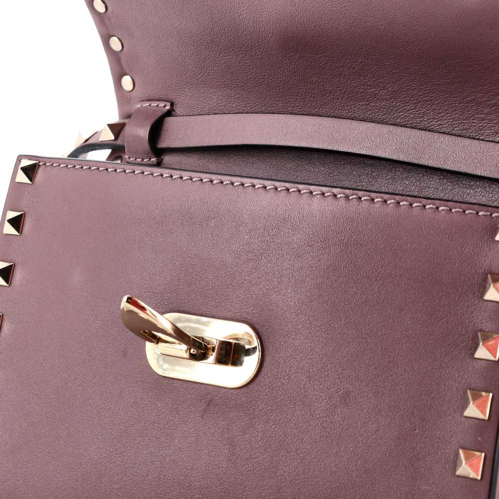 VALENTINO GARAVANI Rockstud Flip Lock Flap Bag Le… - image 7