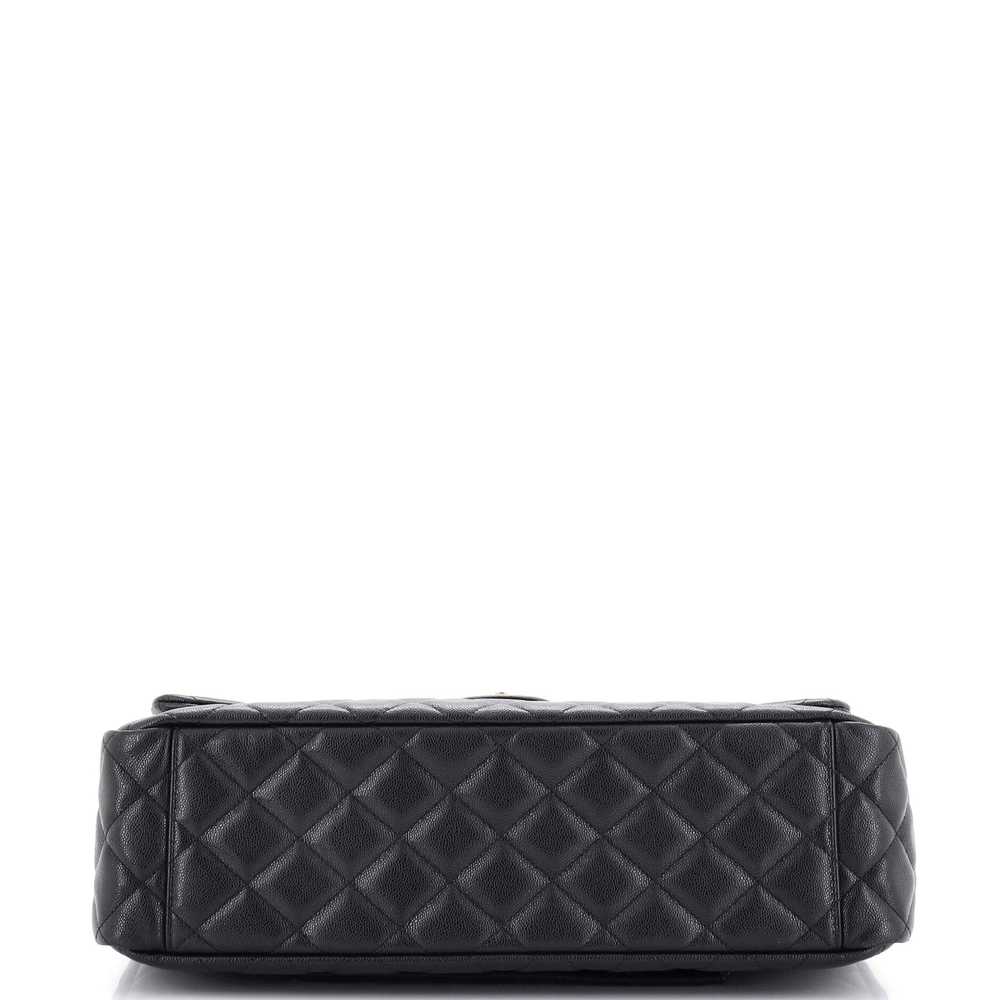 CHANEL XXL Travel Flap Bag Quilted Caviar Small - image 5