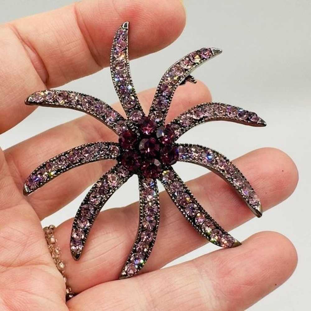 Vintage Crystal Starburst Brooch - image 4