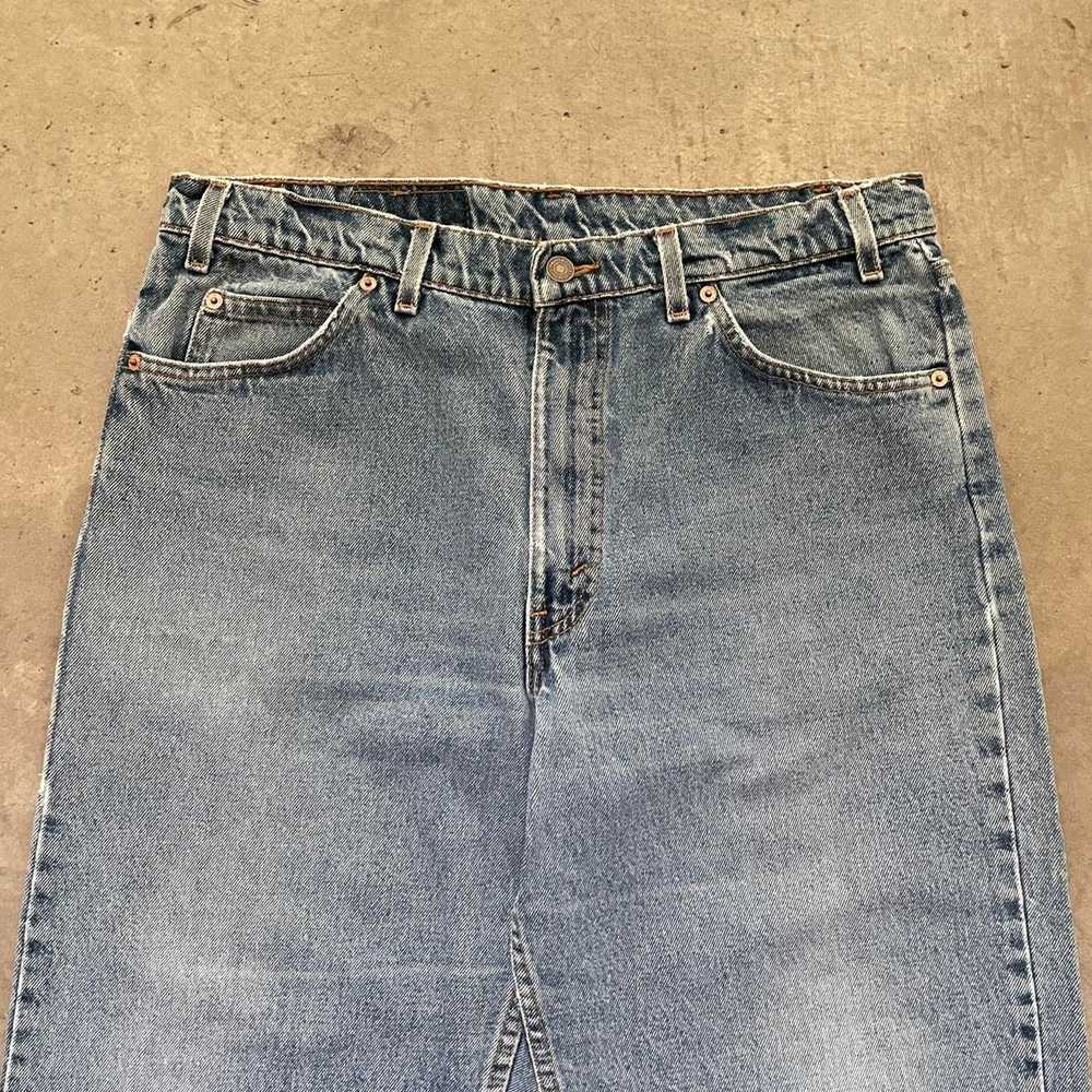 Levi's Vintage Levi’s 550 Medium Washed Jeans - image 3