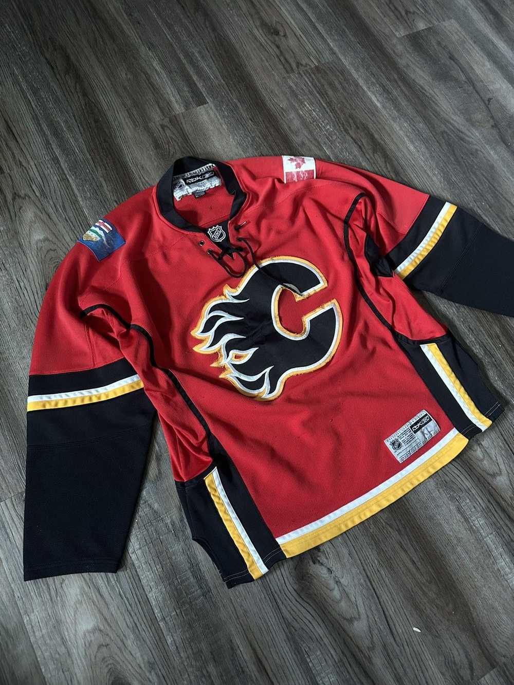 Ccm × Hockey Jersey × NHL NHL Calgary Flames REEB… - image 2