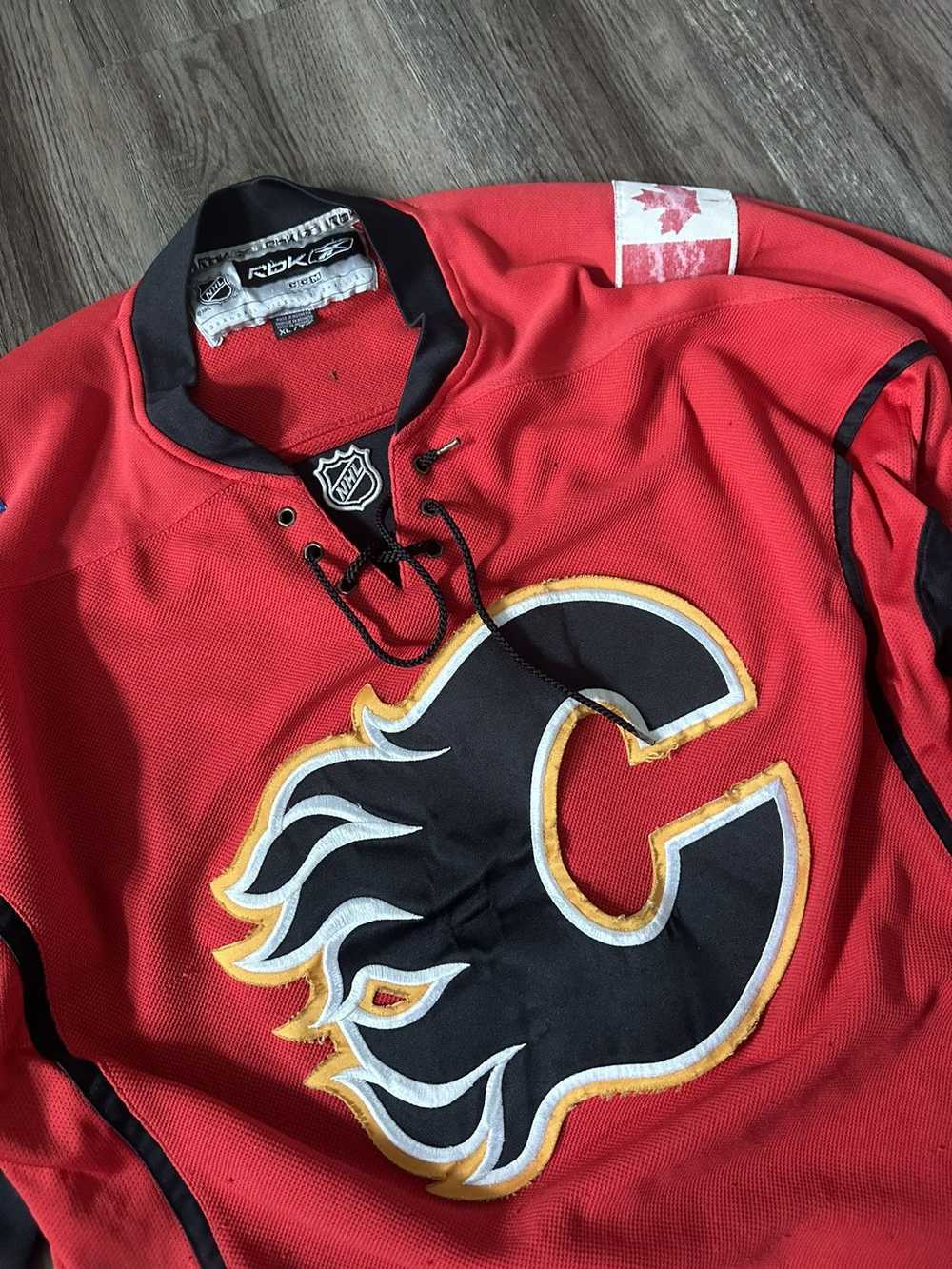 Ccm × Hockey Jersey × NHL NHL Calgary Flames REEB… - image 4