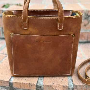 Portland Leather Goods mini crossbody tote with z… - image 1