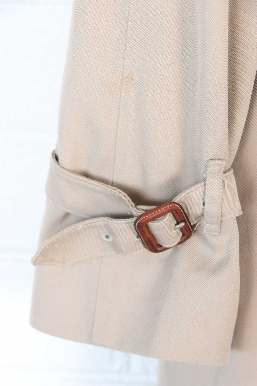 Vintage BURBERRY Long Beige Trench Coat (Women's … - image 8