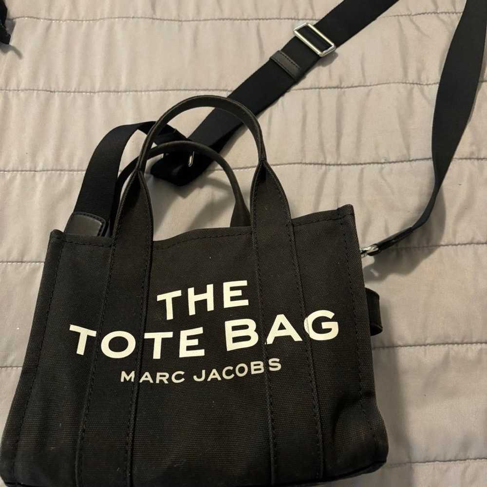 marc jacobs the tote bag small - image 1