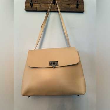Divina Firenze Gorgeous Leather Large Beige Tote.