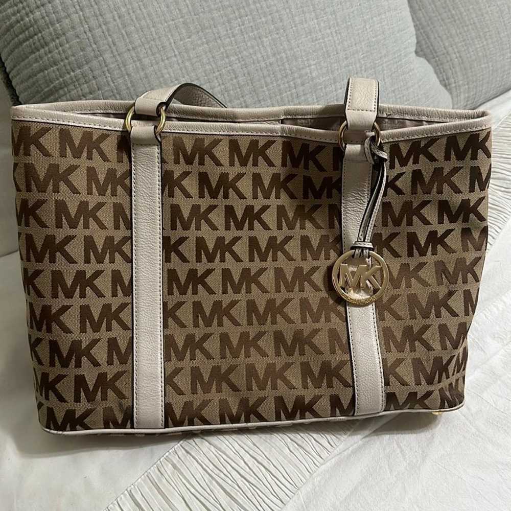 Michael Kors large purse - image 10