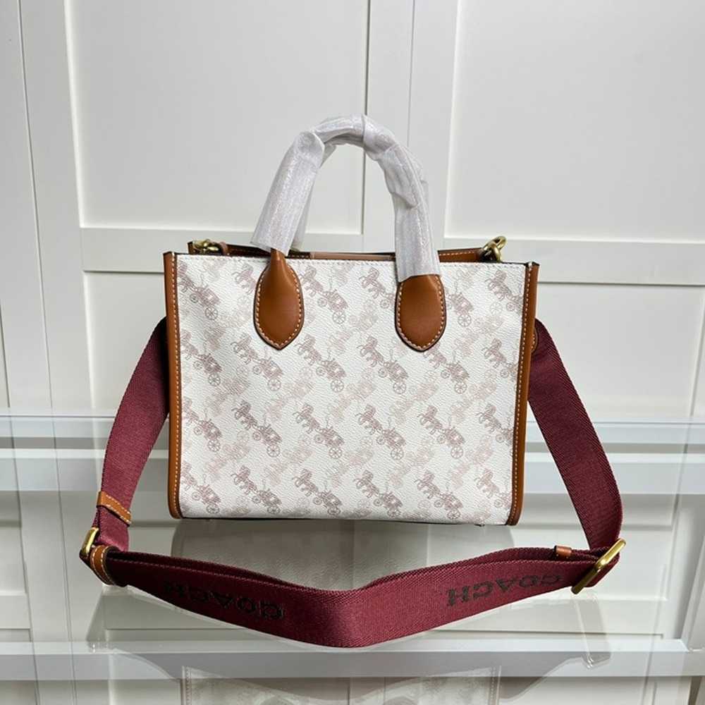 Coach Ace Tote 26 With Horse And Carriage Print - image 3