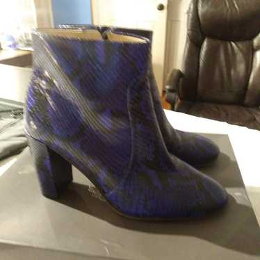 Vince Camuto Sanstan bootie size 8.5 Dark Midnigh… - image 1