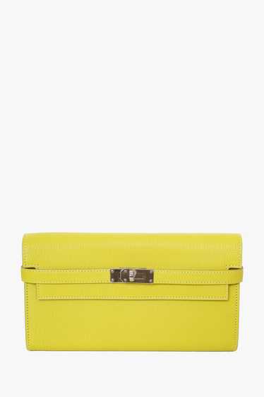 Hermès 2017 Yellow Chevre Leather Kelly Wallet - image 1