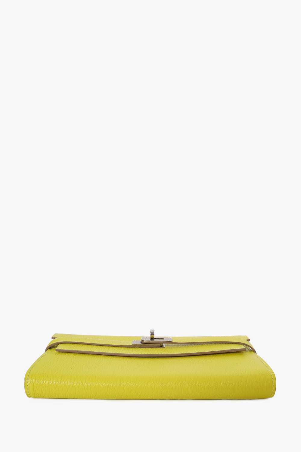Hermès 2017 Yellow Chevre Leather Kelly Wallet - image 5