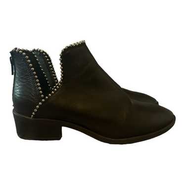 STEVE MADDEN studded leather booties! Size 9.5! - image 1