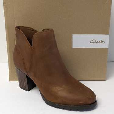 Clarks Verona Trish Fashion Boot, Dark Tan Leathe… - image 1