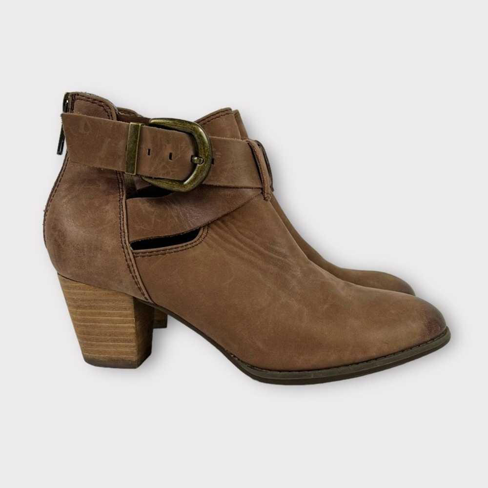 Vionic Upright Rory Leather Heeled Ankle Bootie S… - image 2