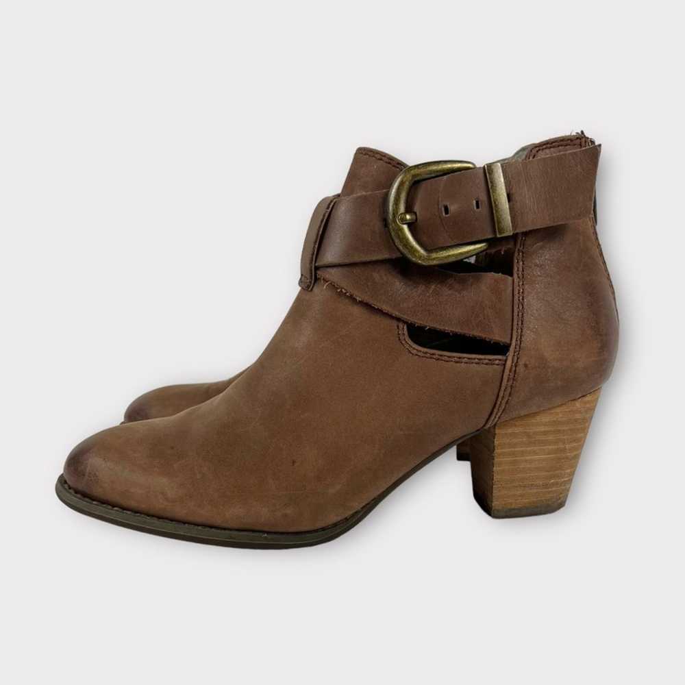 Vionic Upright Rory Leather Heeled Ankle Bootie S… - image 3