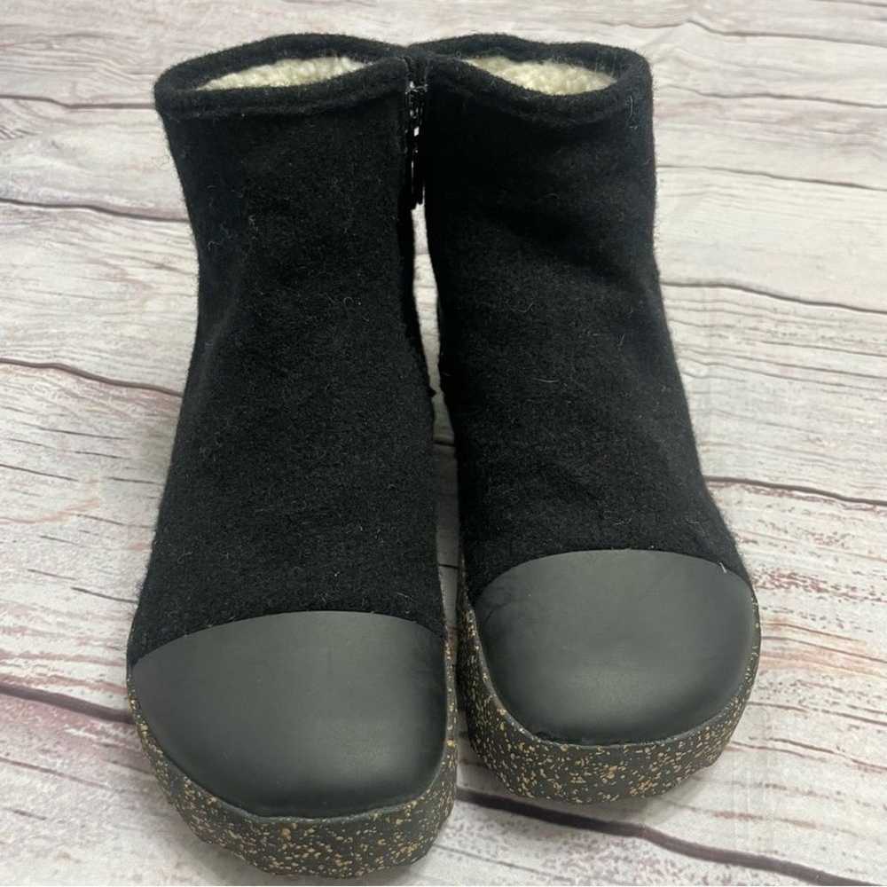 ASPORTUGUESAS Zip Up Boots Cosy Black Wool Cork S… - image 2