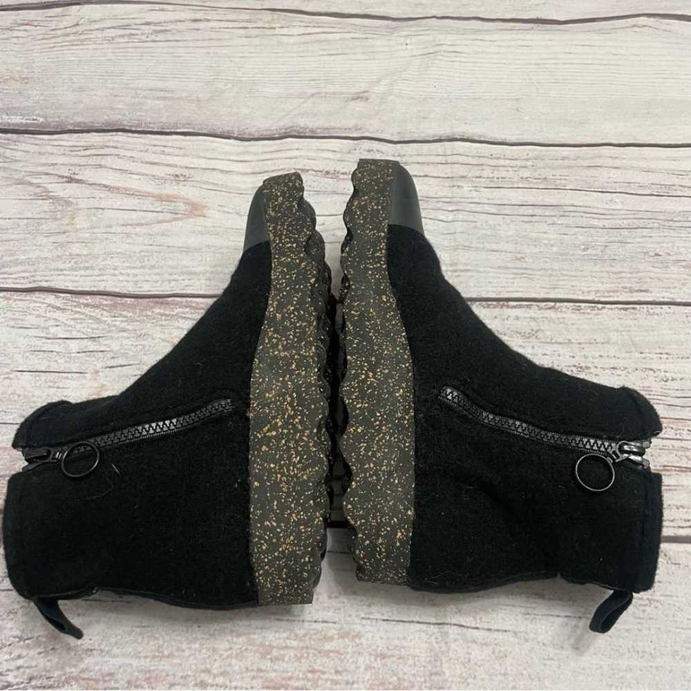 ASPORTUGUESAS Zip Up Boots Cosy Black Wool Cork S… - image 4