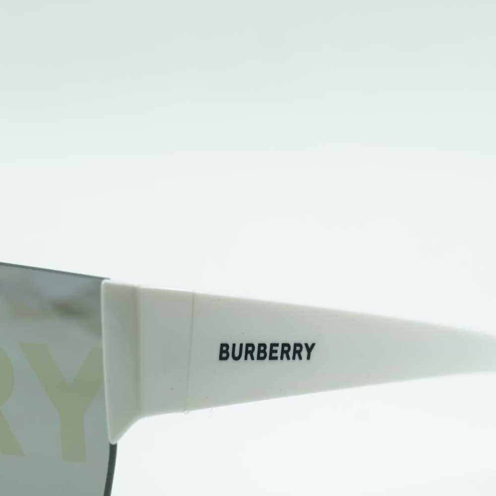 Burberry Sunglasses - image 5