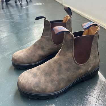 blundstone boots women - image 1