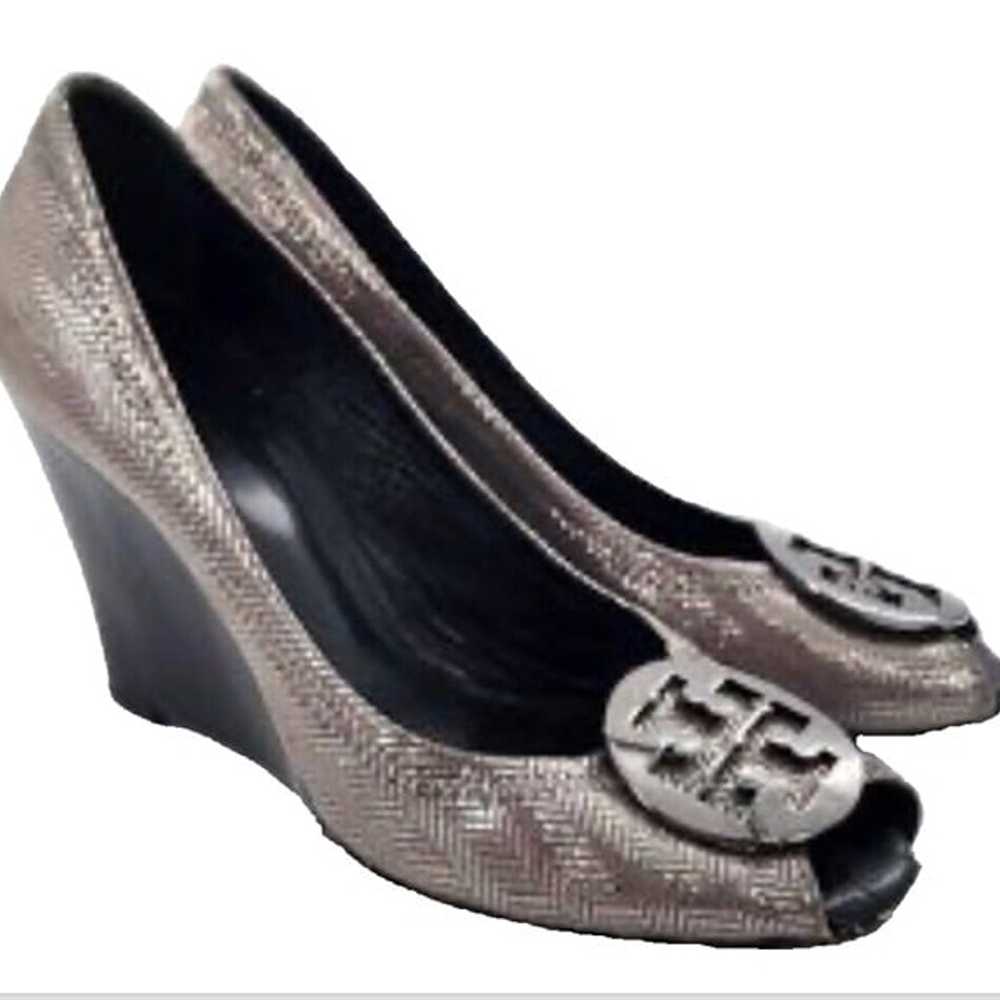 Worn 1X Tory Burch Sally 2 Silver Black Chevron L… - image 1