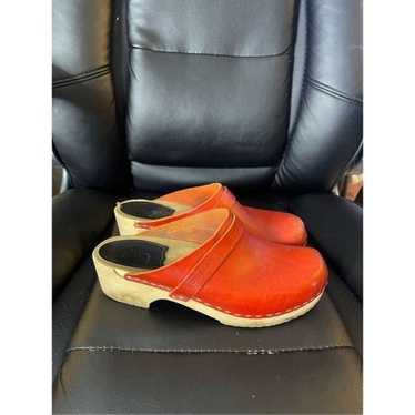 Swedish Hasbeens Womens 39 US 9 Husband Clogs Red… - image 1