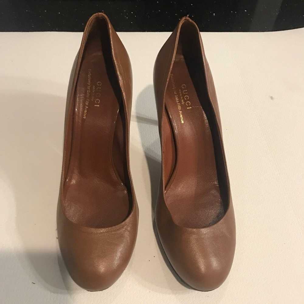 Gucci Round Toe Pumps Heels Size 40 Women’s - image 1