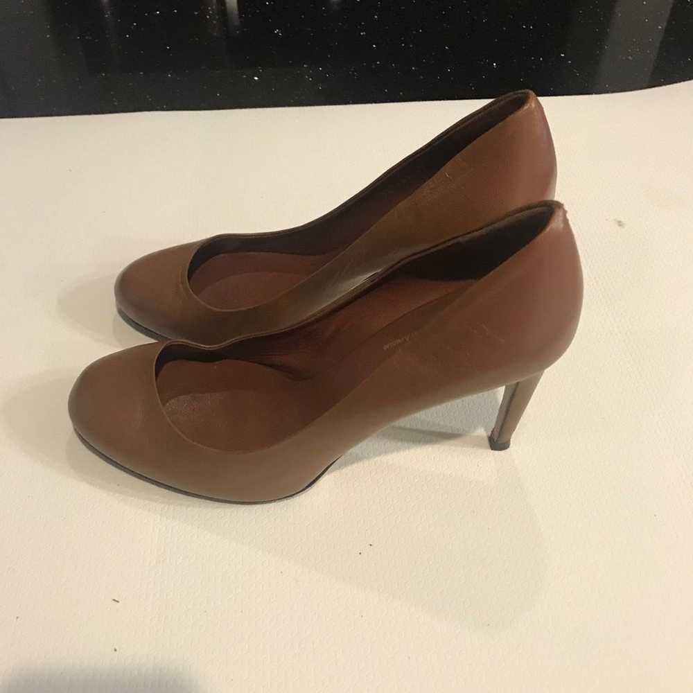 Gucci Round Toe Pumps Heels Size 40 Women’s - image 2