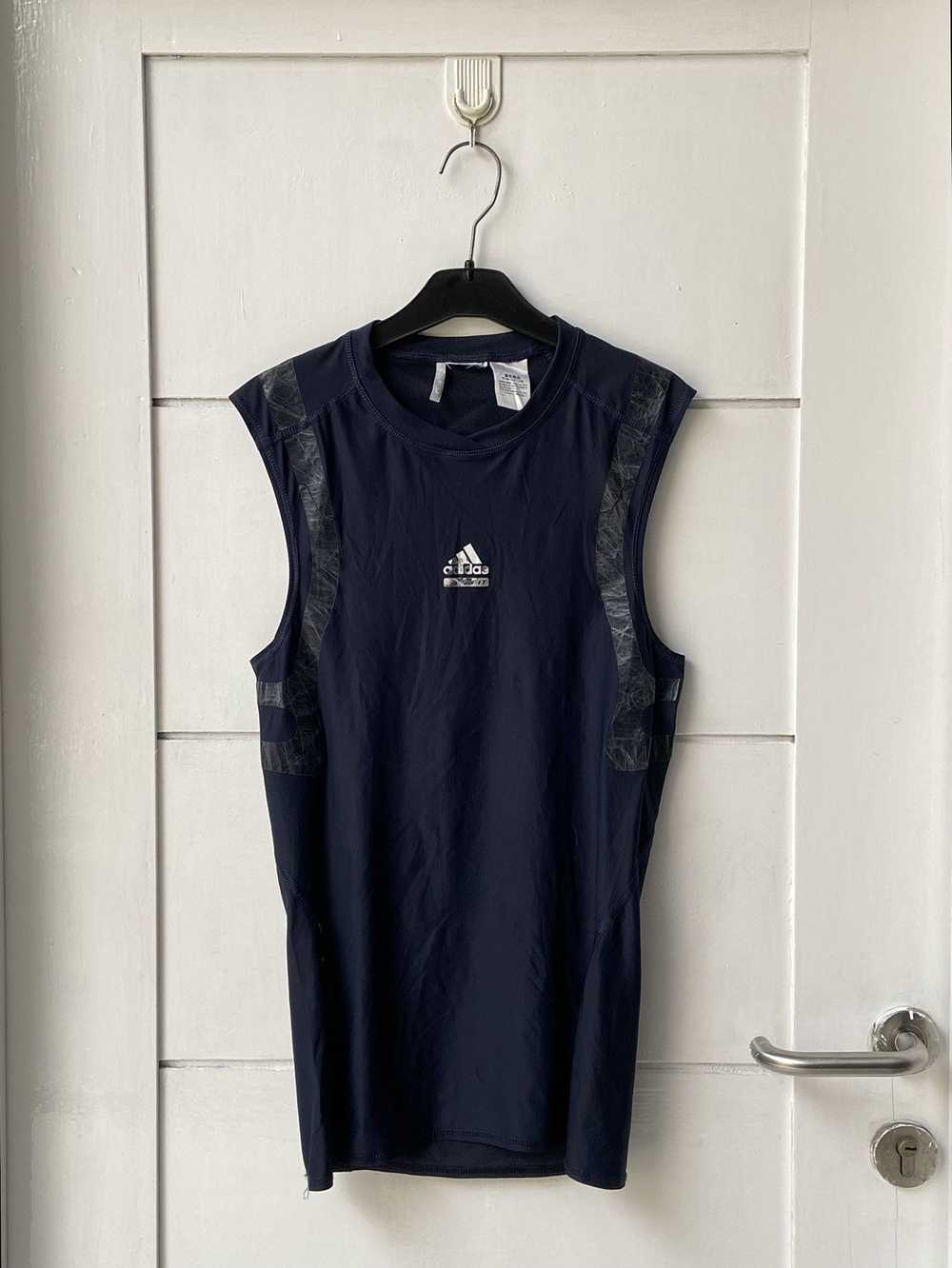 Adidas ADIDAS TECHFIT Powerweb Navy Sleeveless T-… - image 1