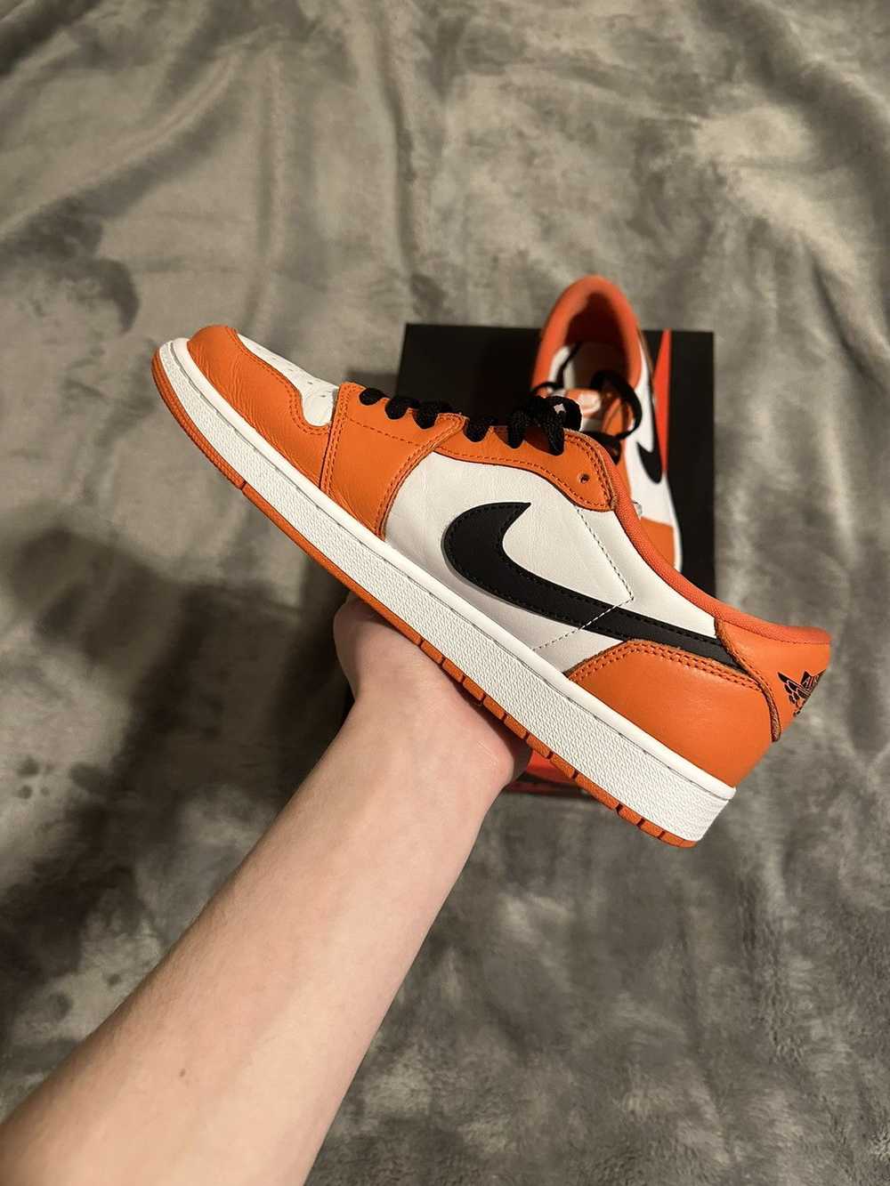 Jordan Brand × Nike Jordan 1 low - image 6