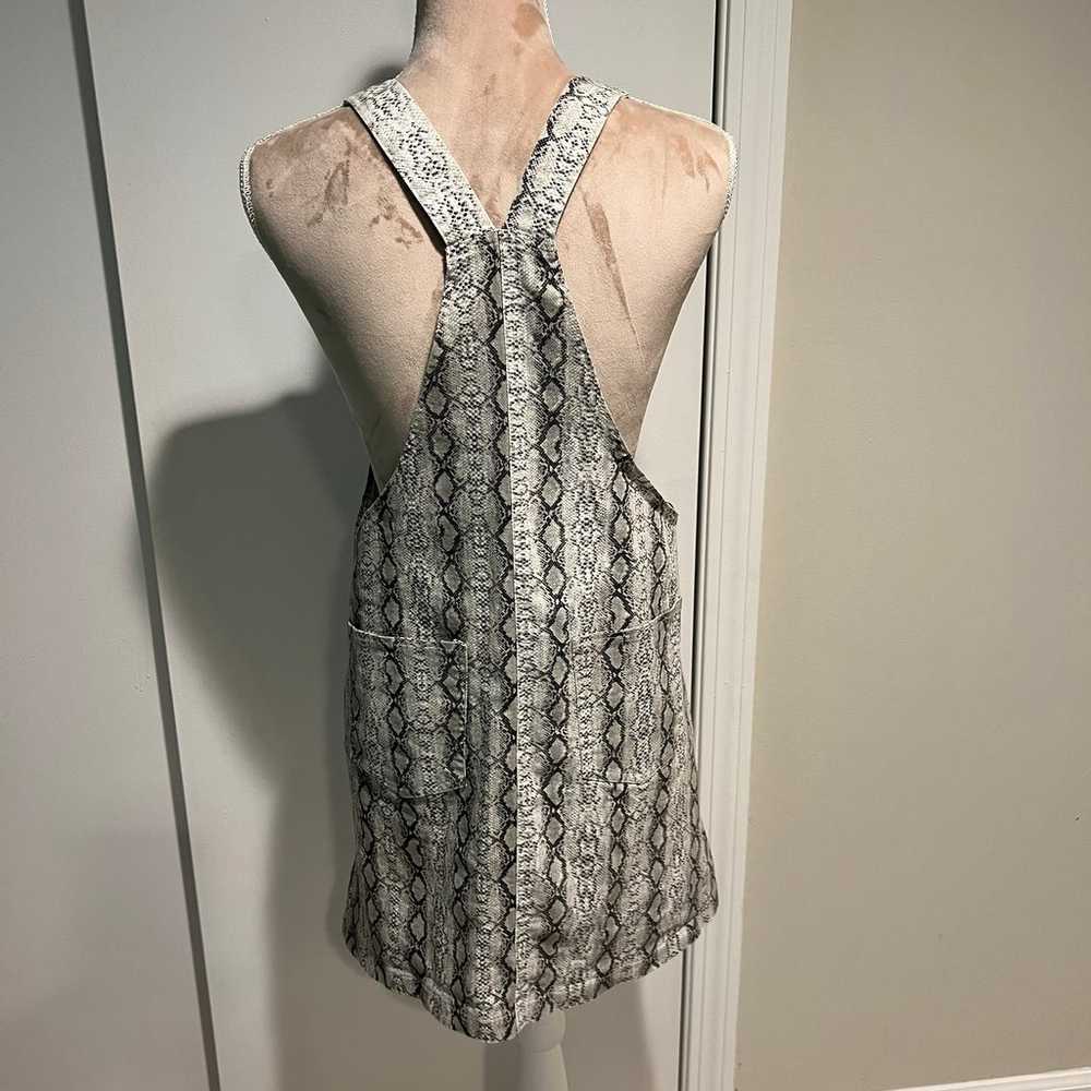 Storia Snakeskin Overalls Mini Dress Skirt Silver… - image 5