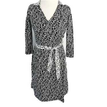 J. McLaughlin Dress Womens XS Brynn Wrap Black Ge… - image 1