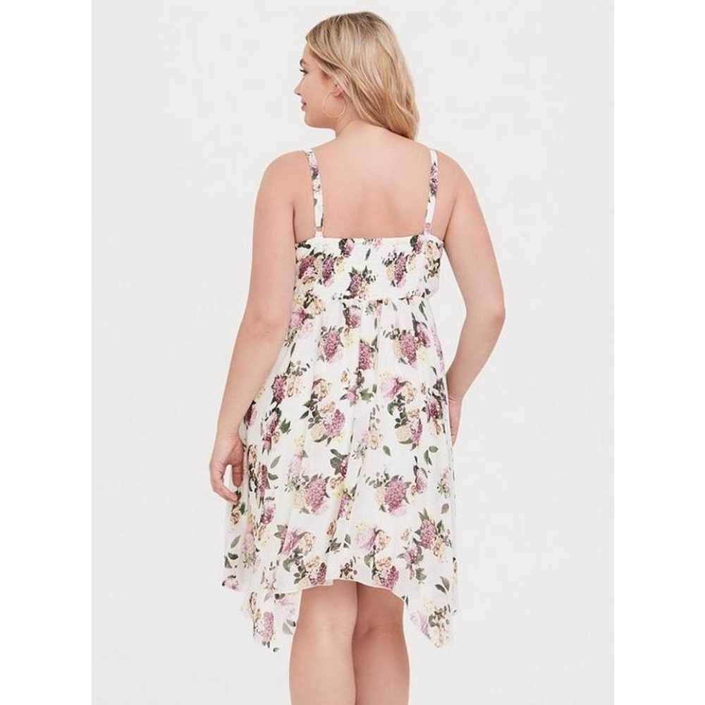 Torrid Floral Print Asymmetrical Hem Dress Size 2… - image 2