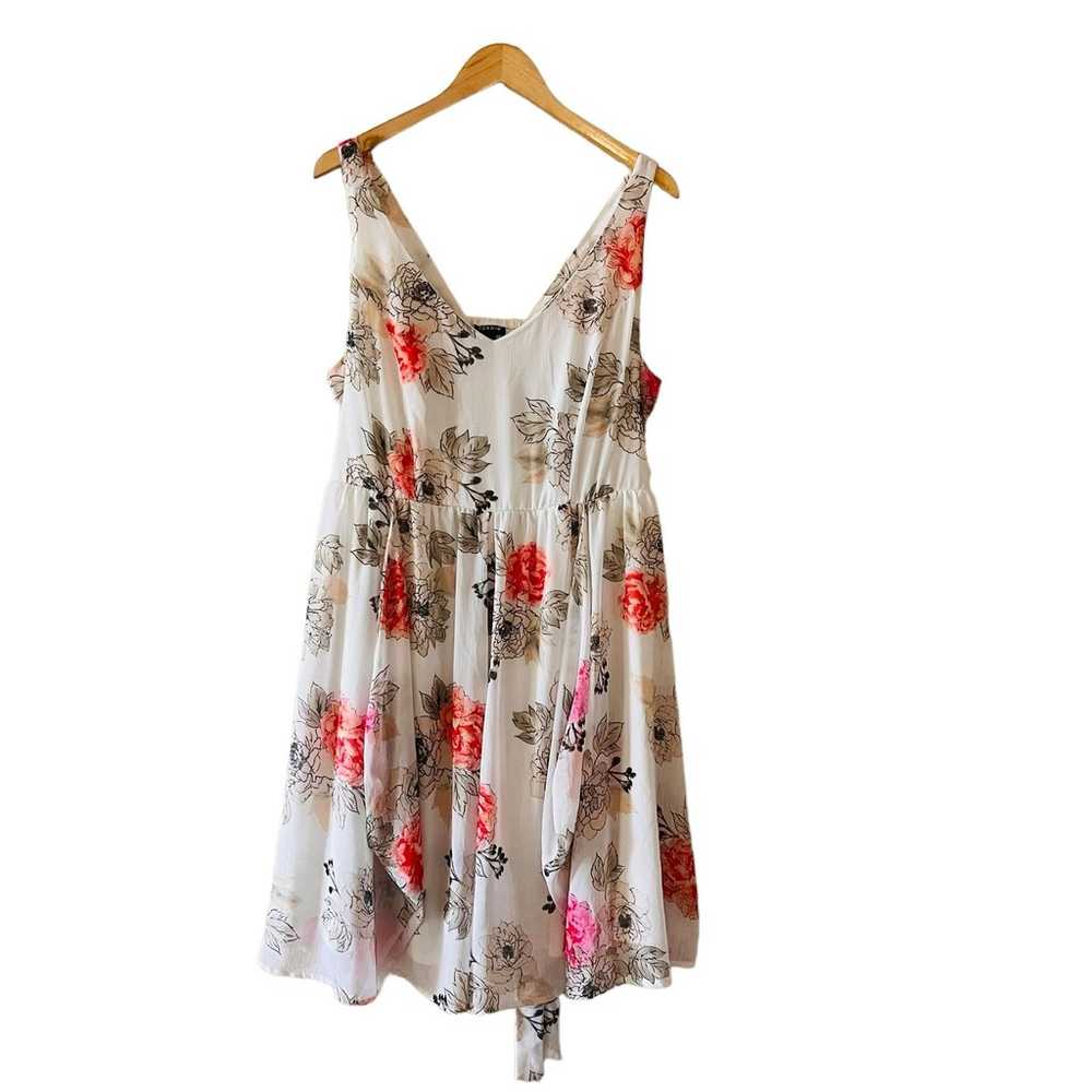 Torrid Floral Print Asymmetrical Hem Dress Size 2… - image 3