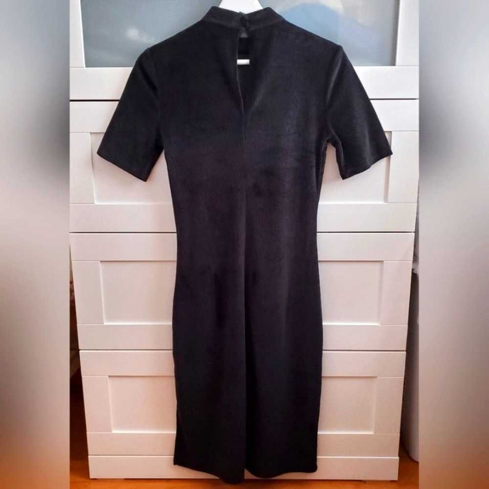 Modcloth Black Ribbed Side Slit Midi Dress Size S - image 2