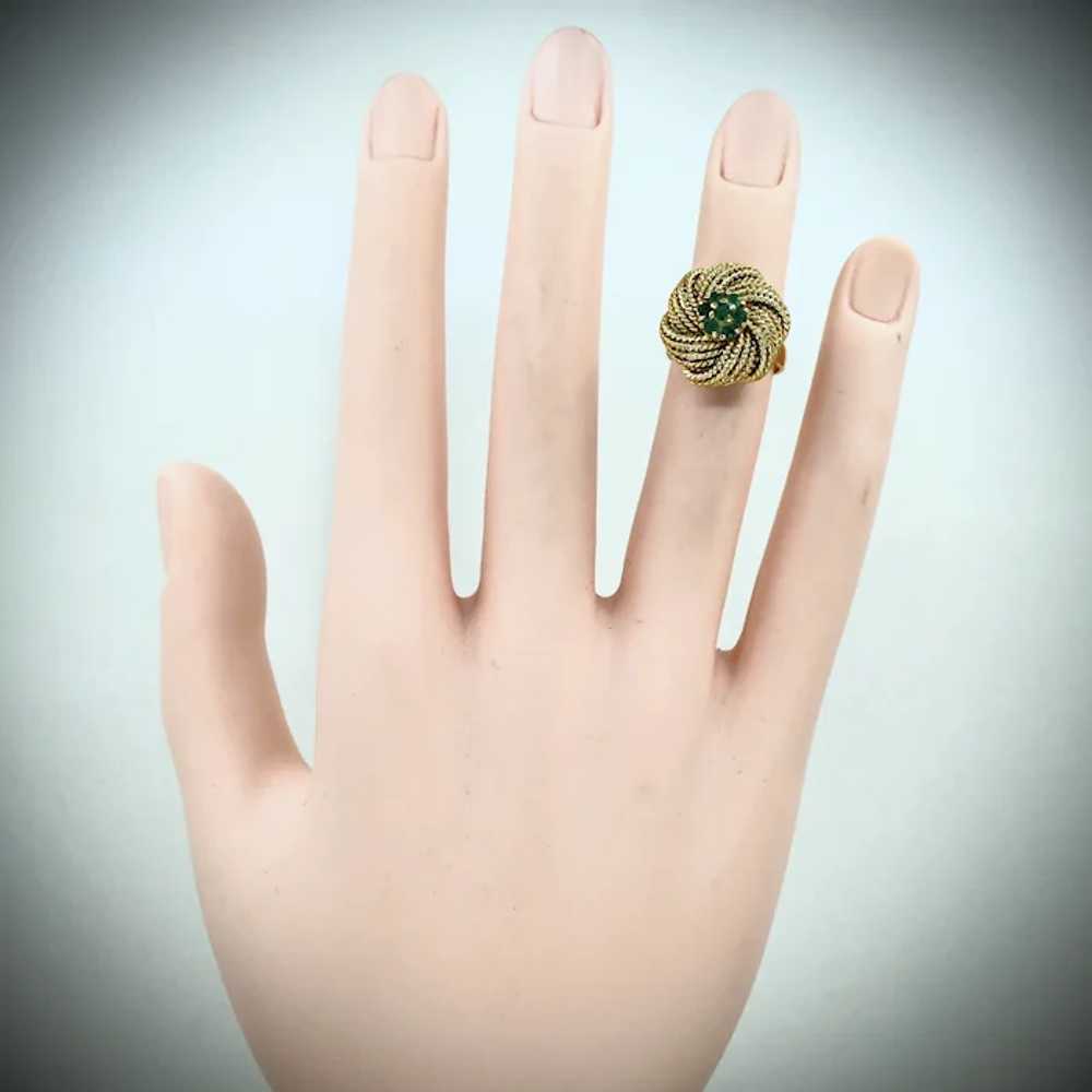 Massive 18K solid gold ring with natural emeralds… - image 11