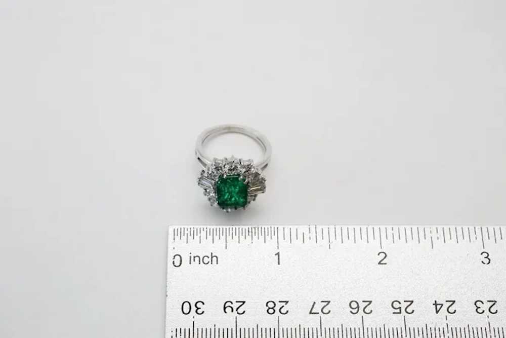 18k White Gold Emerald & Diamond Cocktail Ring, S… - image 6