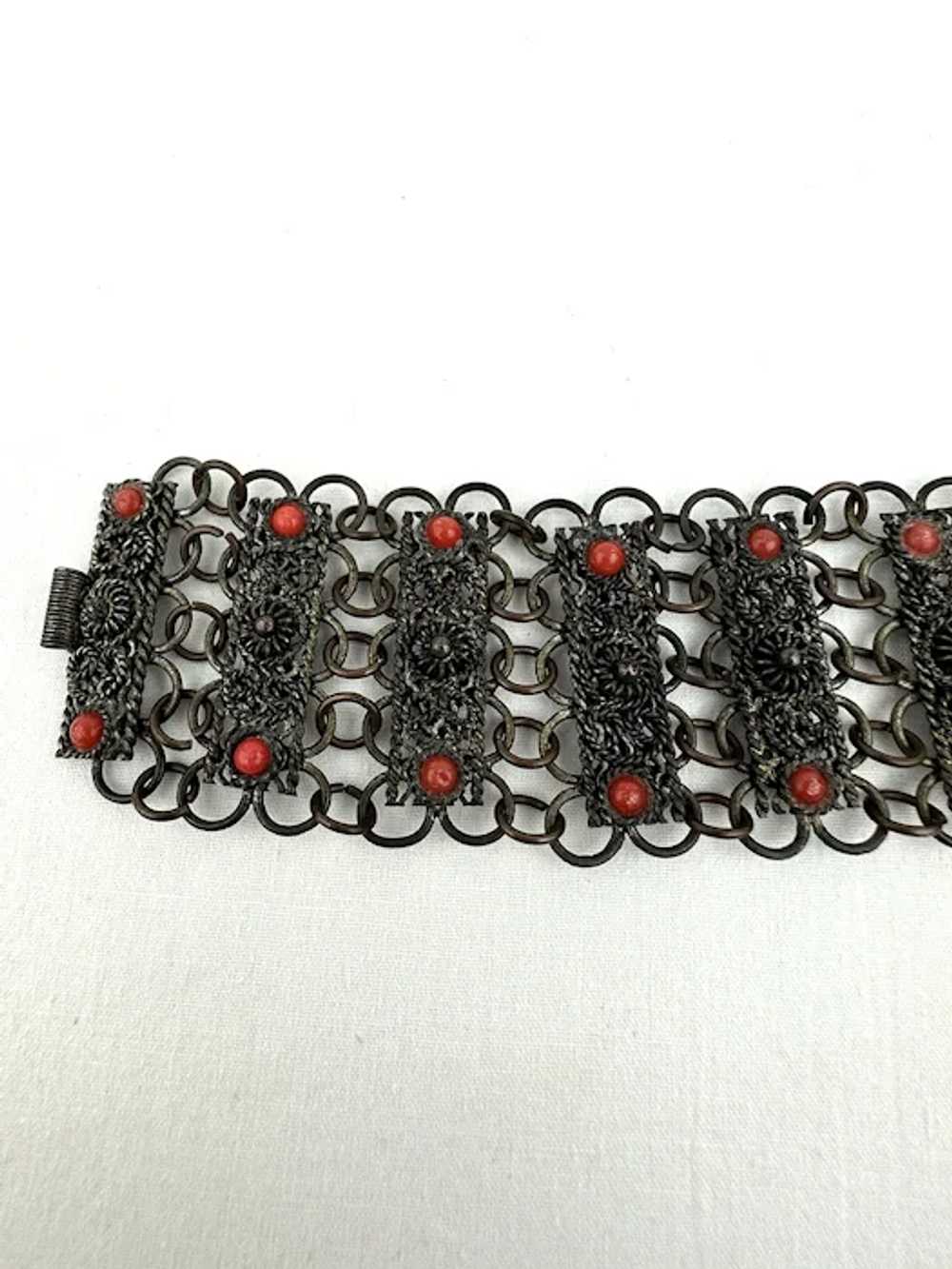 Art Deco Chain Mail and Coral Glass Cuff Bracelet - image 2