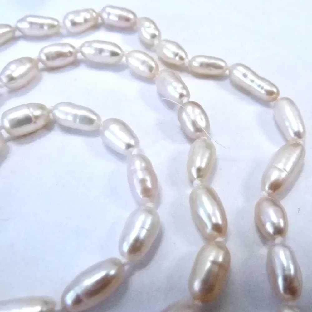 14K Gold Clasp Oval Cultured Pearl Necklace Knott… - image 5