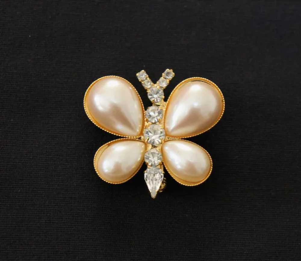 Faux Pearl and Rhinestone Figural Butterfly Pin - image 2