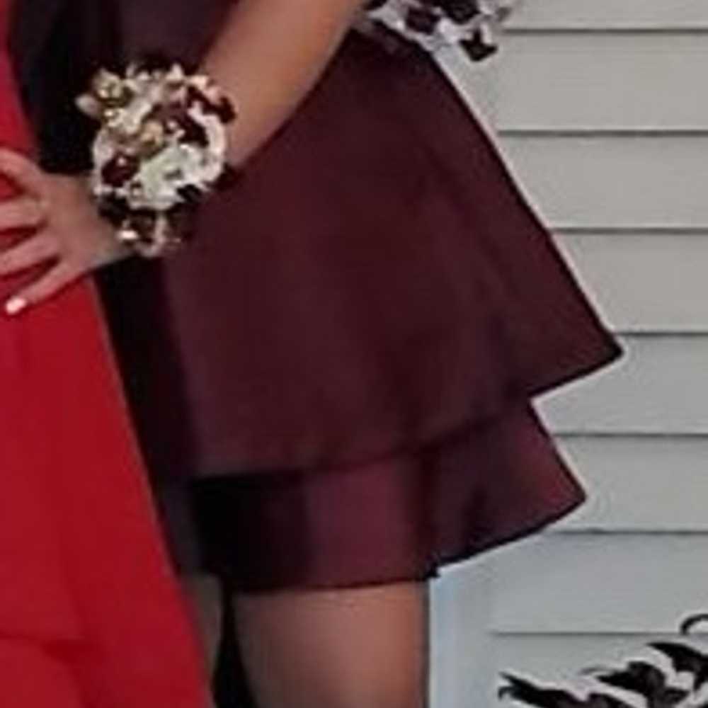 Maroon homecoming dress - image 4