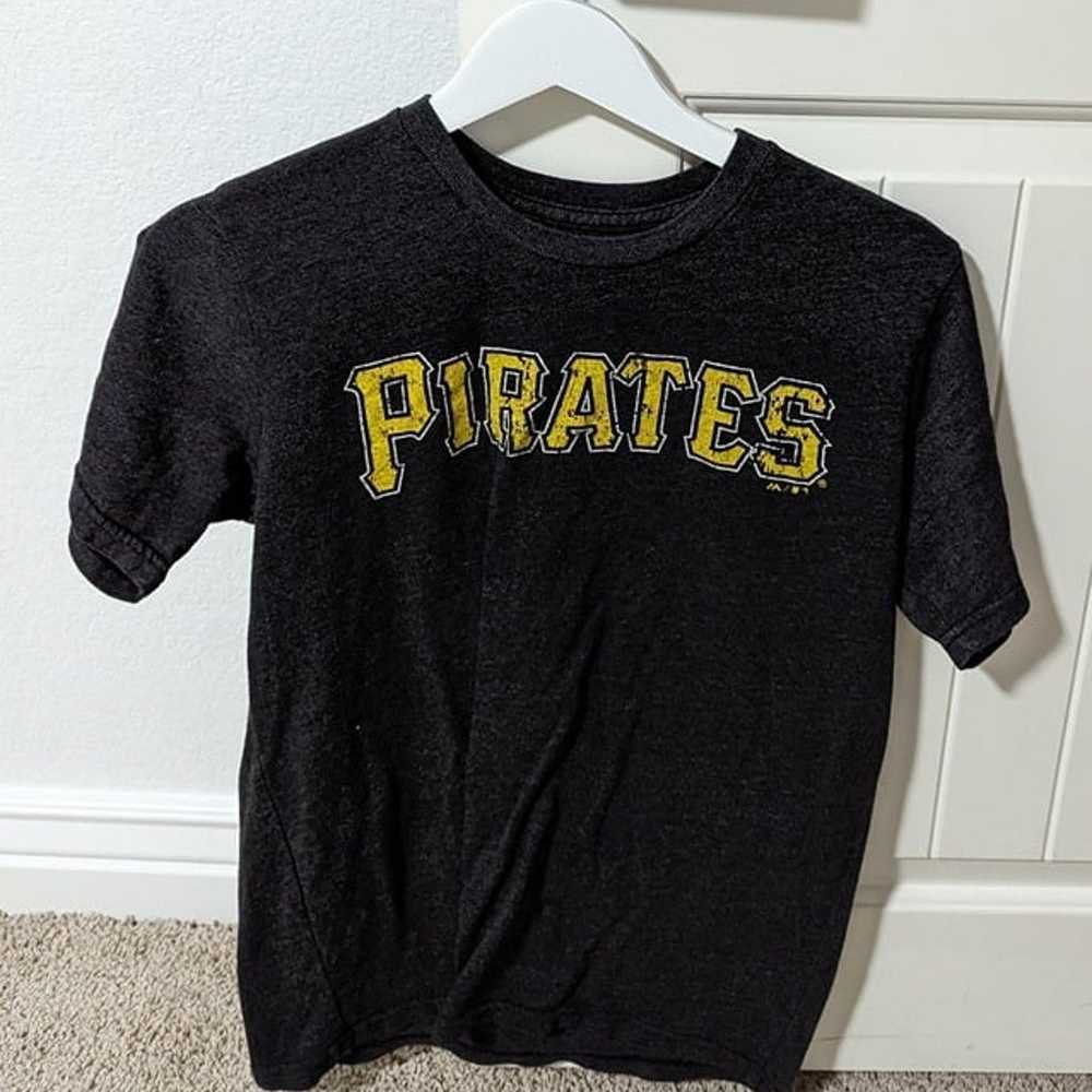 Pittsburgh Pirates Majestic Threads T-Shirt Rober… - image 1
