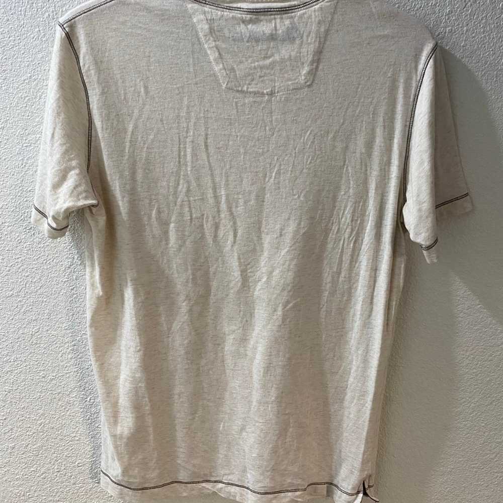 Robert Graham Short Sleeve Cream Colored T-shirt … - image 5