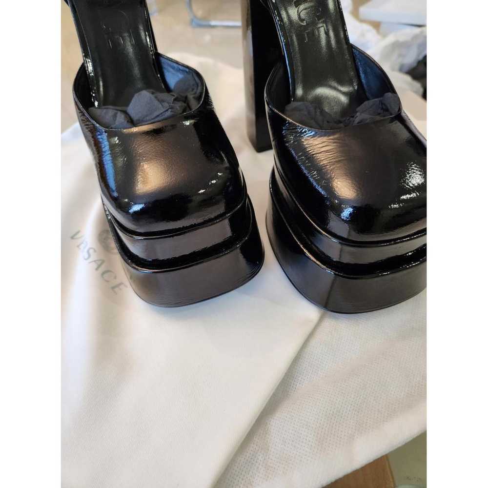 Versace Medusa Aevitas patent leather heels - image 3