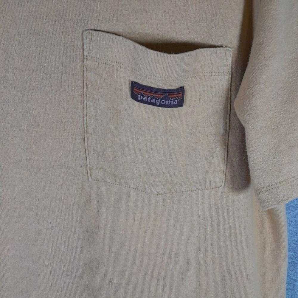 Patagonia Tshirt Men Medium Pocket Short Sleeve W… - image 3