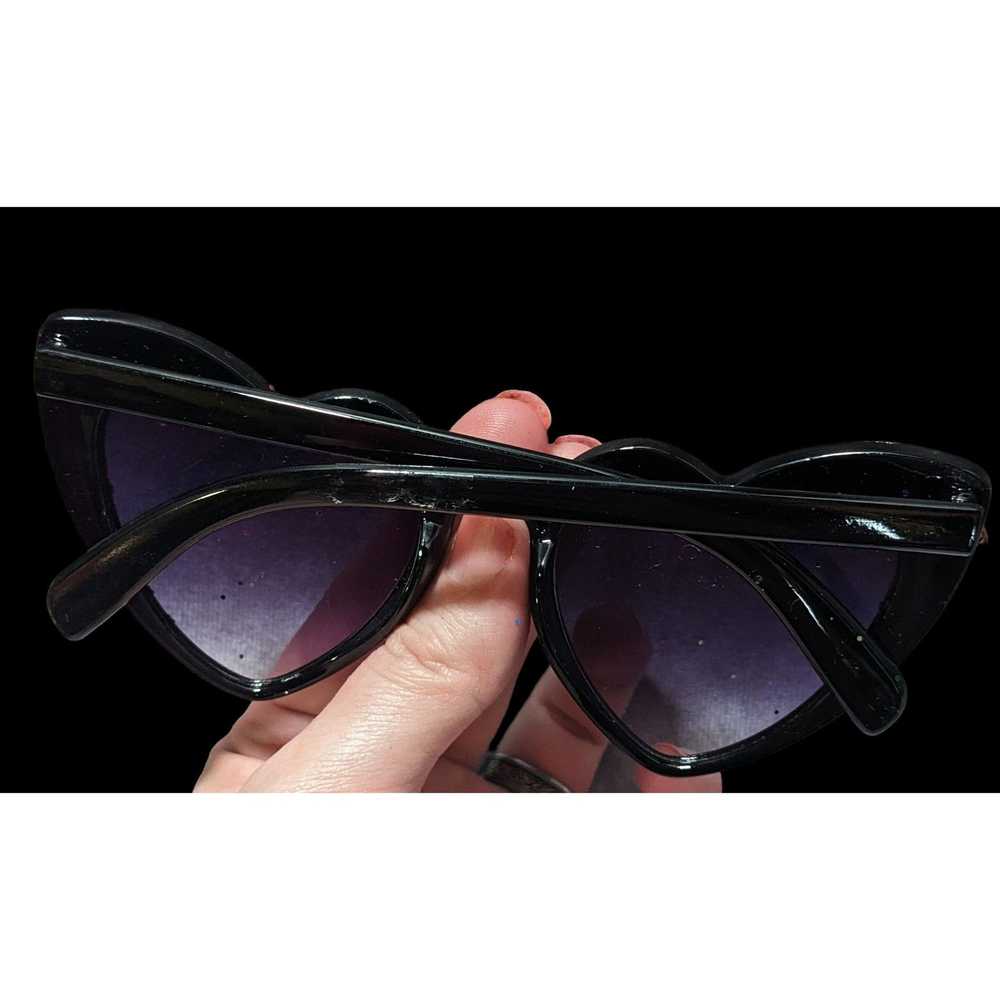 Other Space Glitter Heart Cateye Sunglasses - image 9