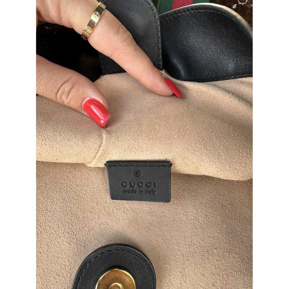 Gucci Rajah velvet clutch bag - image 9