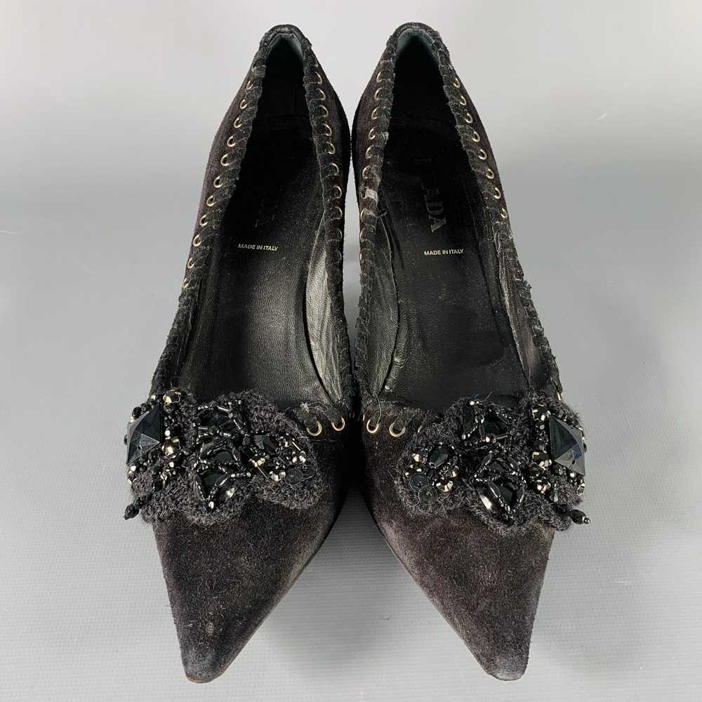 Prada Black Suede Beaded Embellishment Heels Pumps - image 4